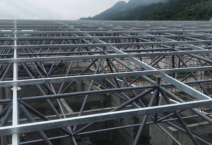 深圳仁怀冠英学校艺体楼网架